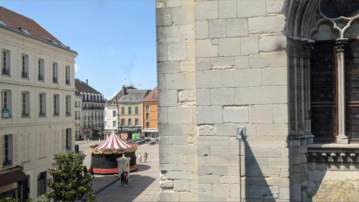 3 Appartements Premium Au Pied De La Cathedrale - Hypercentre سين الغرفة الصورة